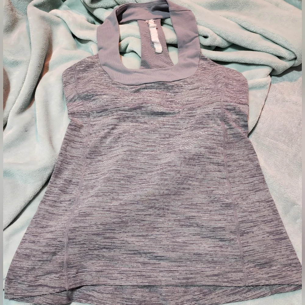 146. Lululemon Athletica Gray Tank Top - Picture 2 of 5
